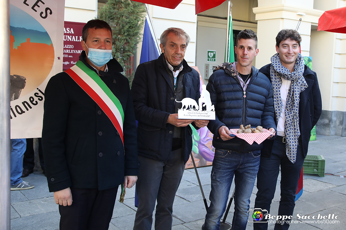 VBS_6076 - 10.ma Fiera Nazionale del Tartufo e Fiera dei Santi.jpg